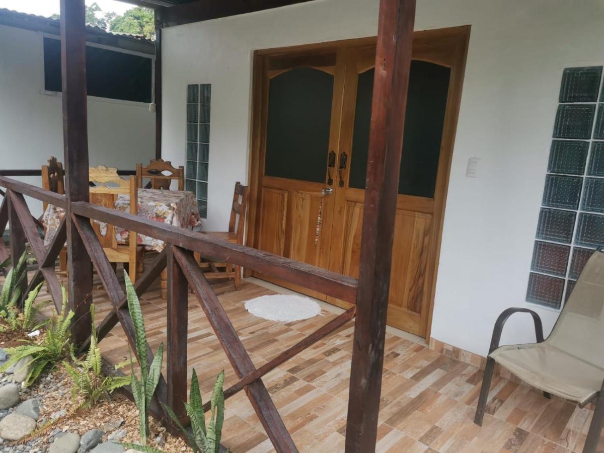 Hostal Cecilia Puerto Viejo de Talamanca 외부 사진