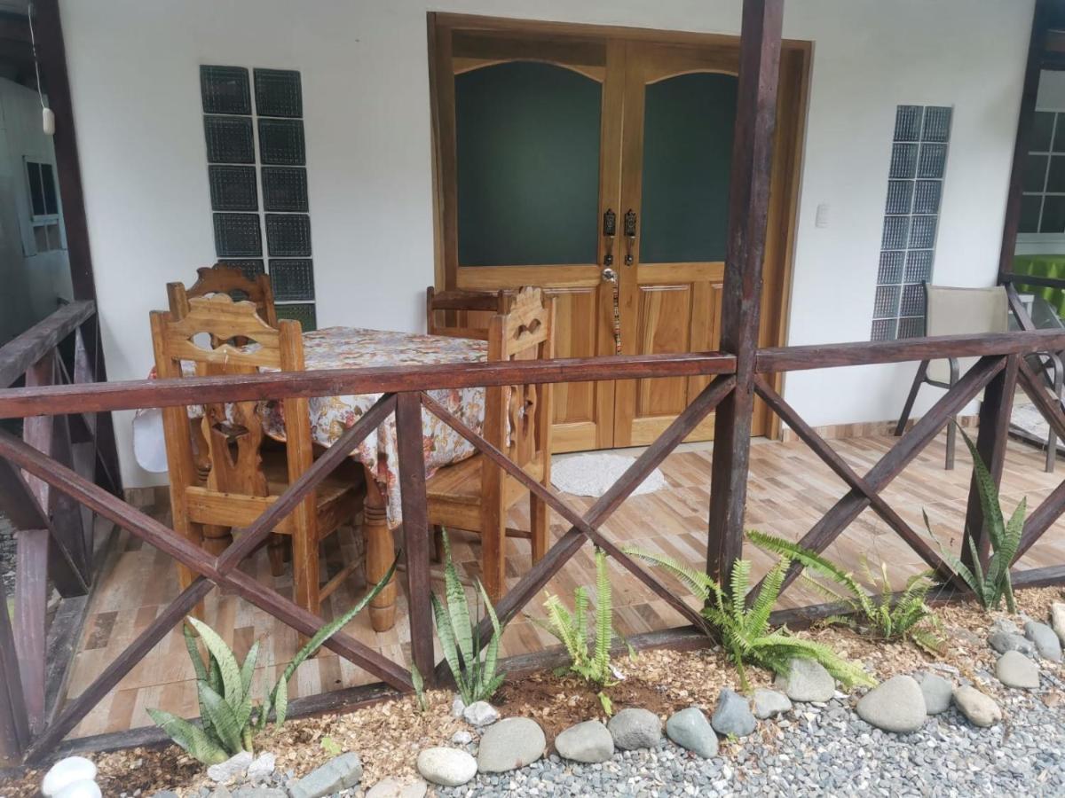 Hostal Cecilia Puerto Viejo de Talamanca 외부 사진