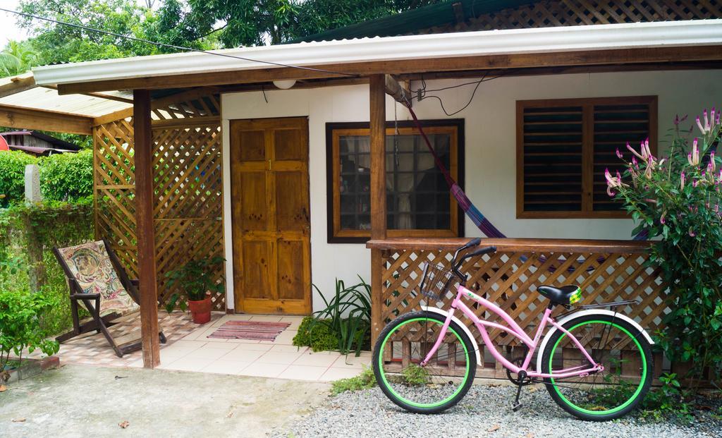 Hostal Cecilia Puerto Viejo de Talamanca 외부 사진